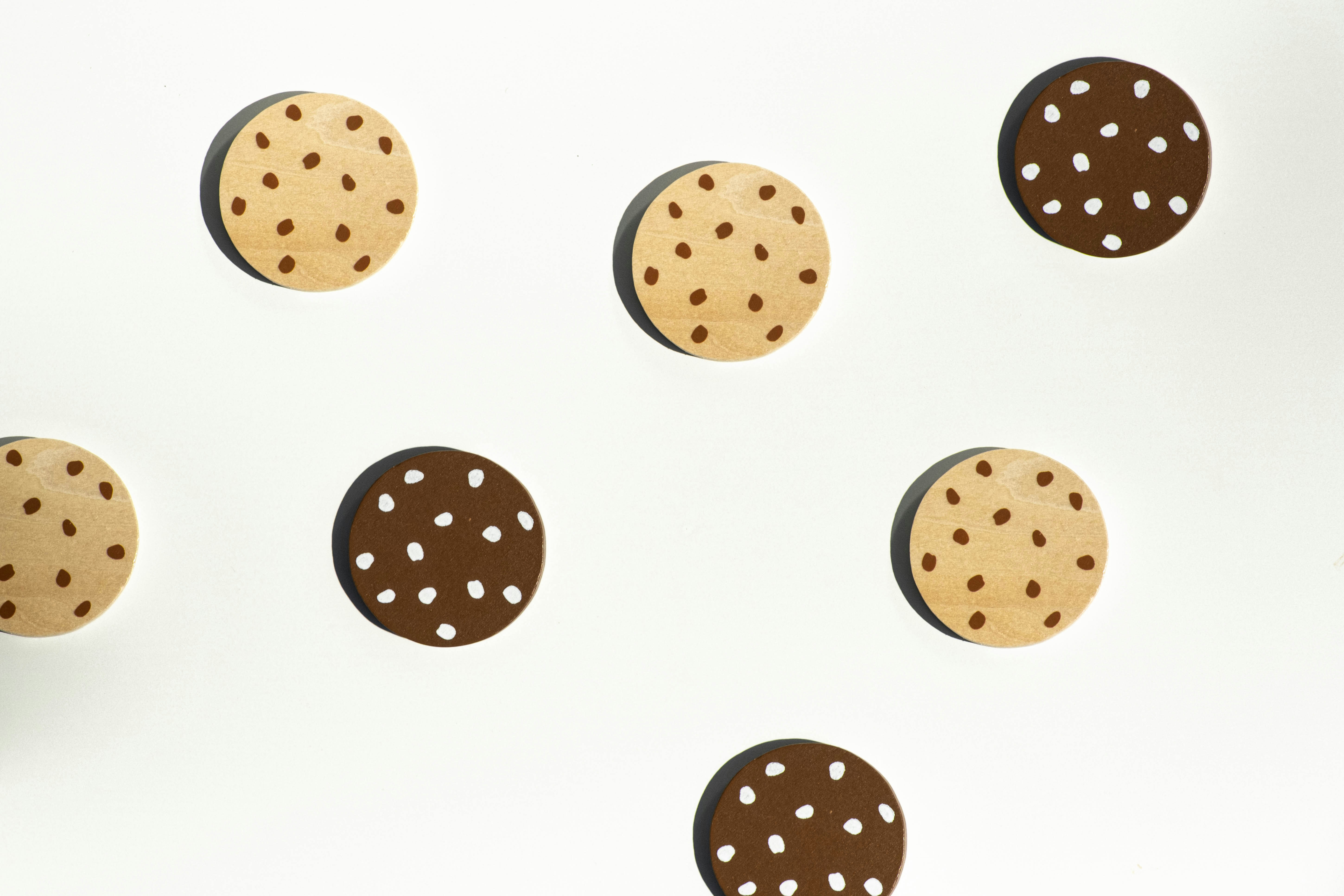 different colour cookies