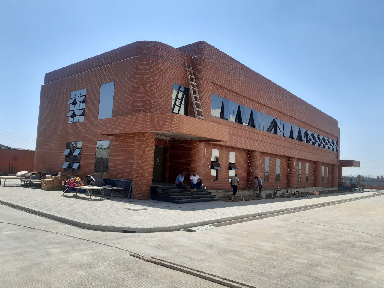 Процесс строительства мебельного завода, Ташкентская область