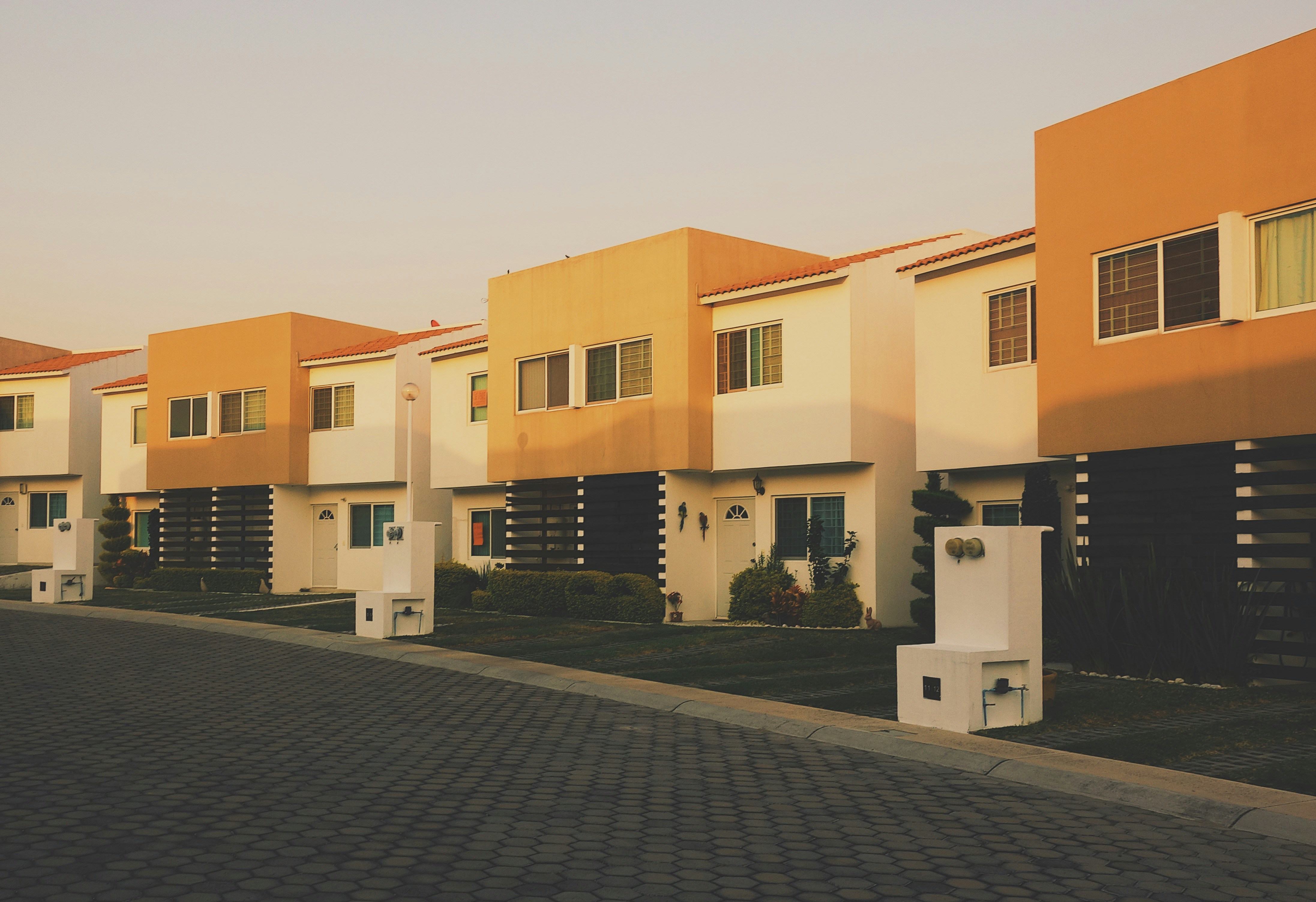 Custom Homes in Truganina and Tarneit: Smart Design for Growing Families