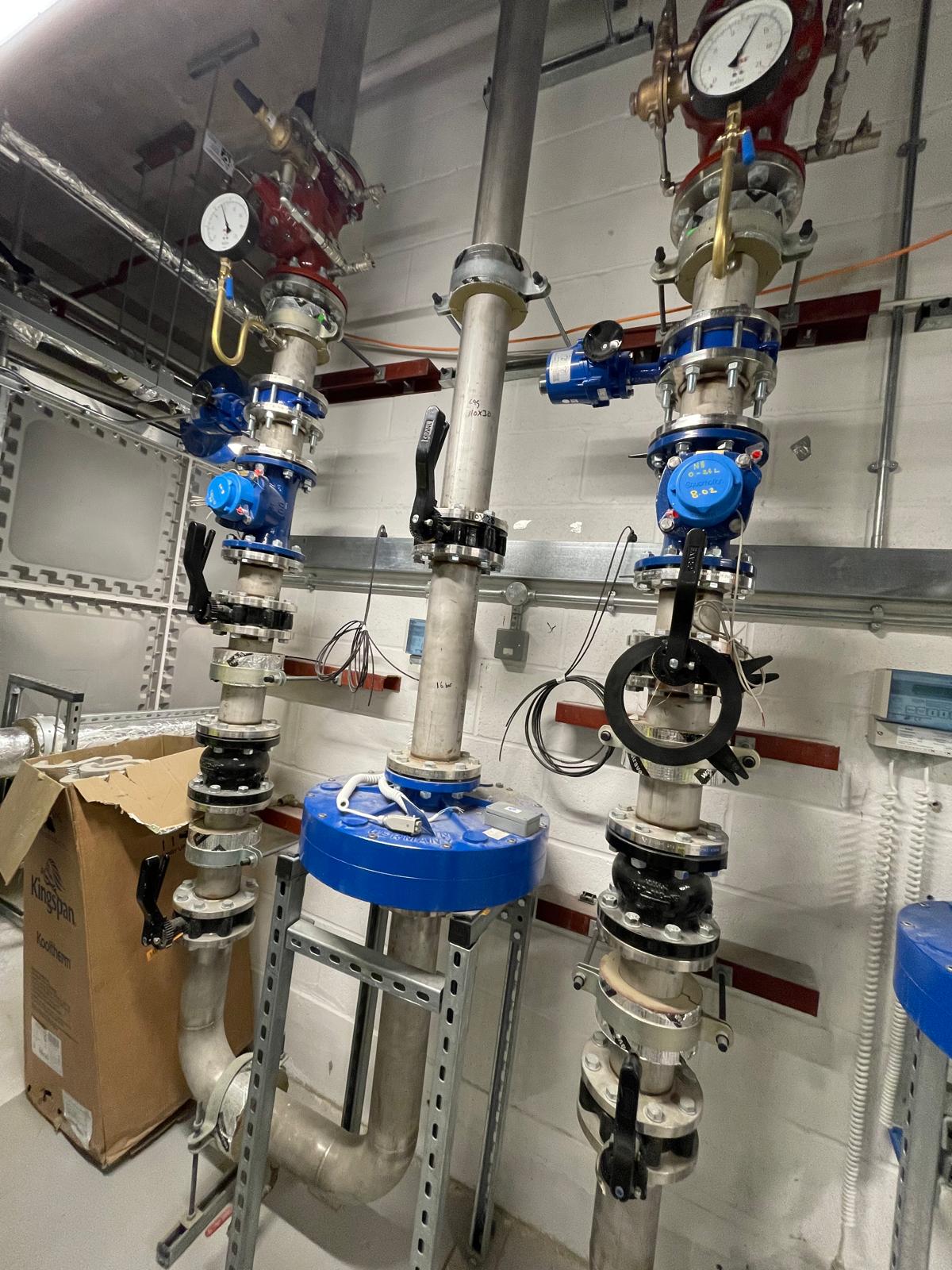 Commercial plant room valves, gauges and mechanical service pipework