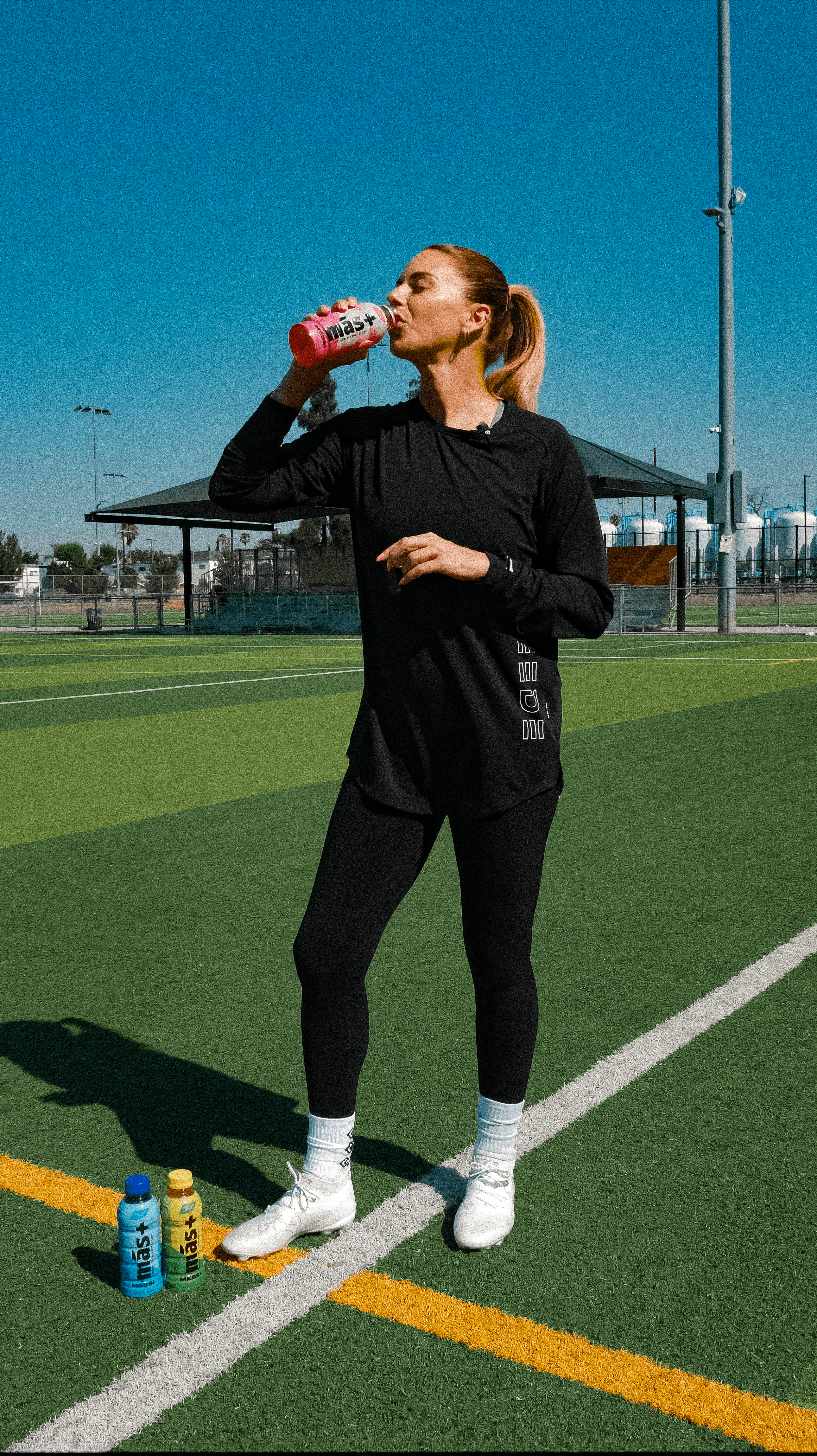 Lauren Sesselmann drinking Más by Messi for a branding and marketing campaign in Los Angeles