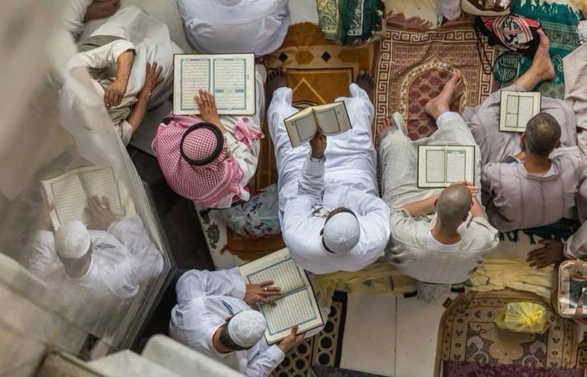 Illustration d'un groupe de musulmans