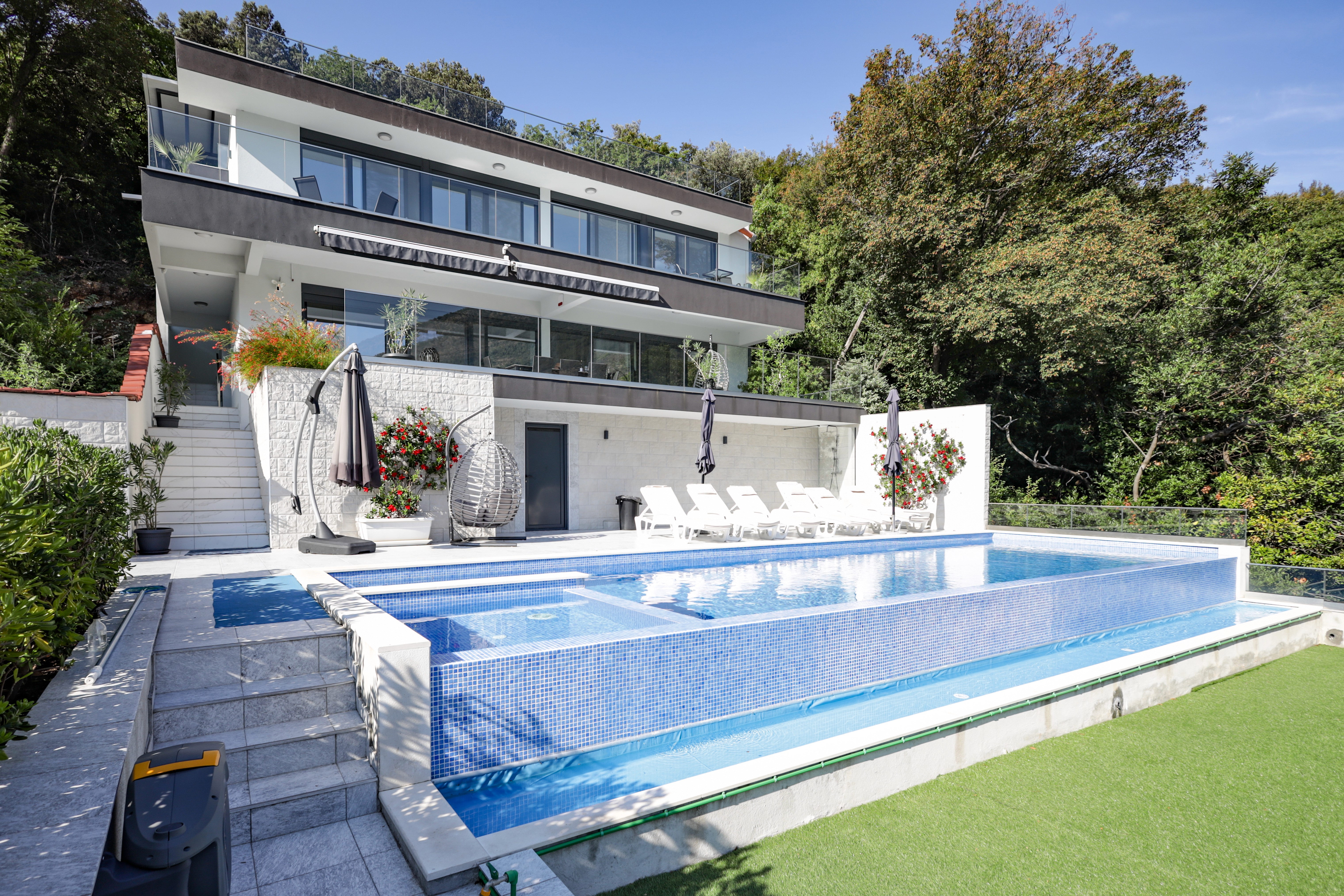 featured property