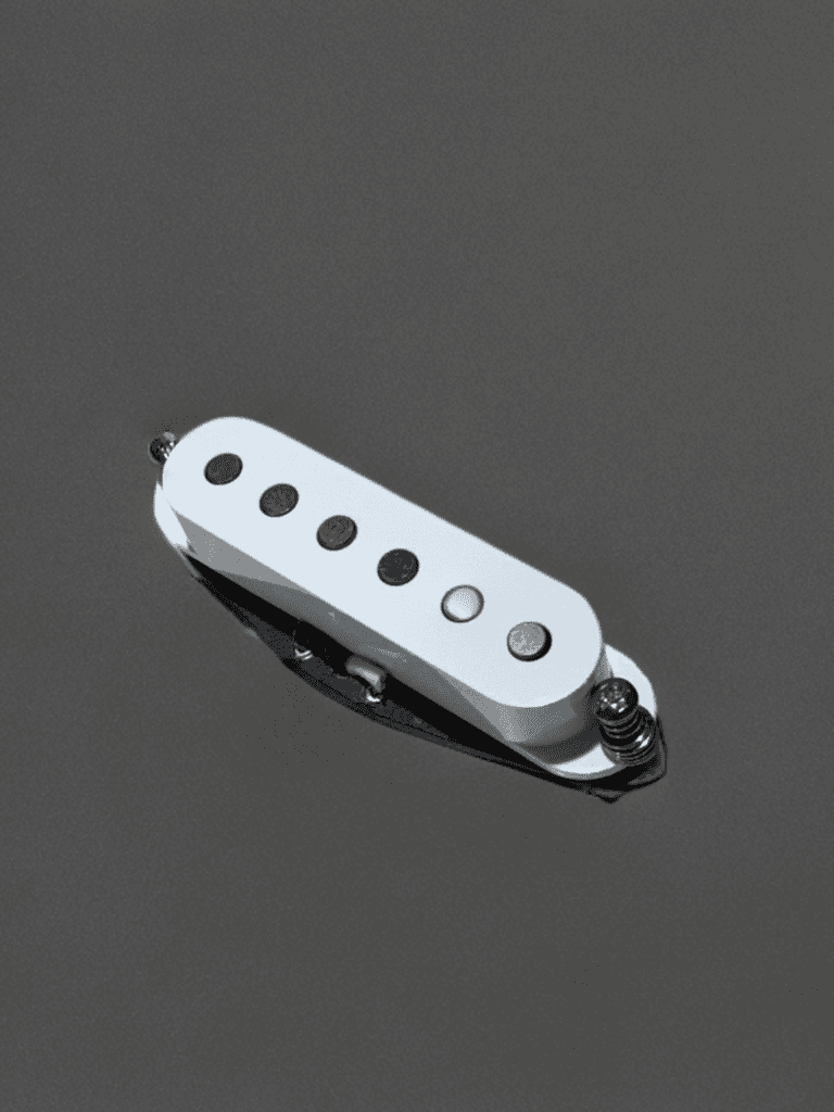 strat-single-coil-in-black-copy--61338042-14E1-452D-8F6A-AB94B7874334.png