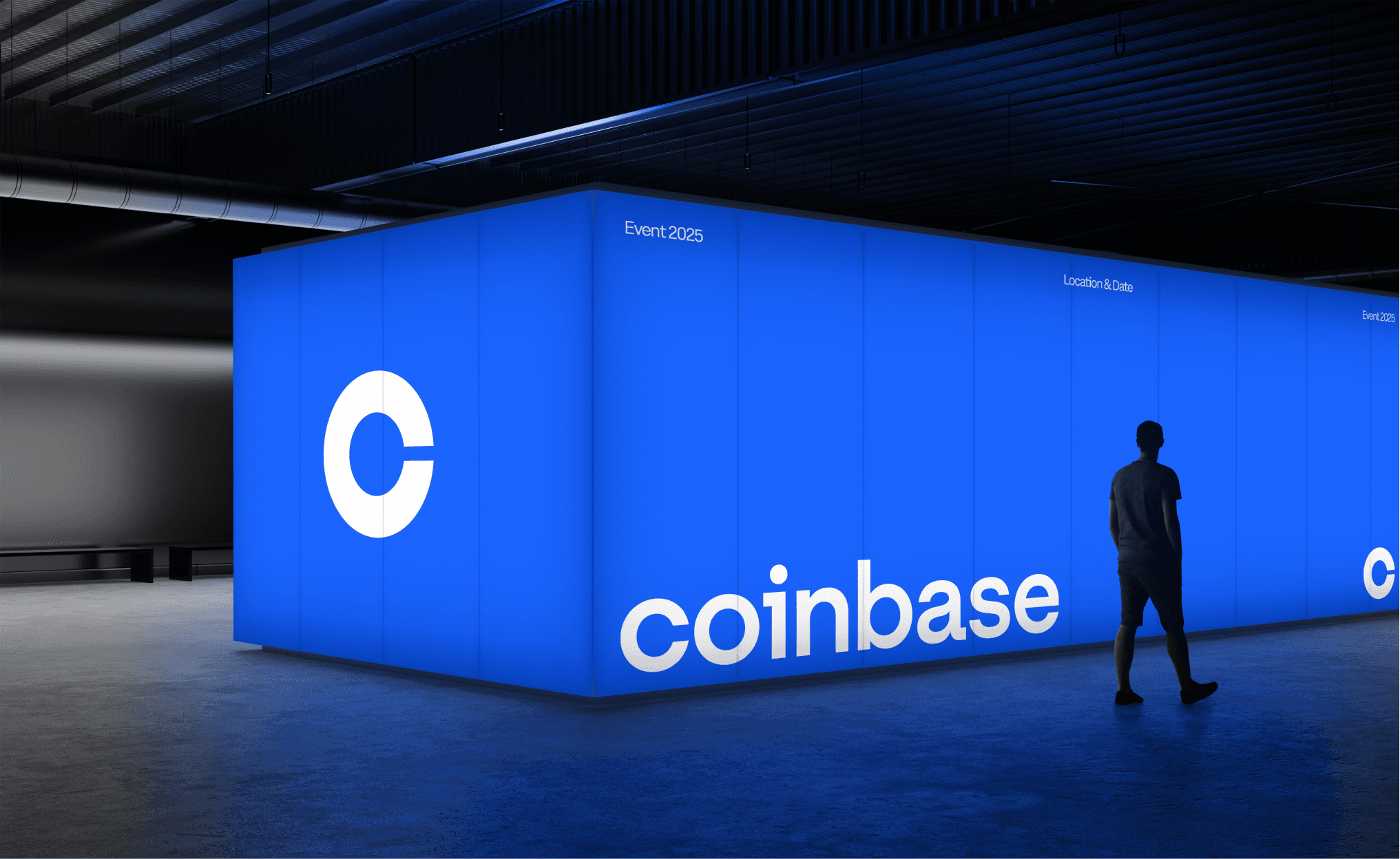 Man wearing VR glasses