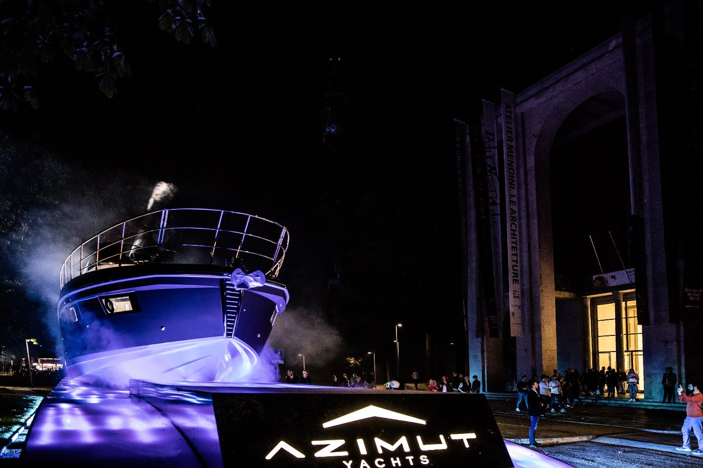 Azimut-S7-Triennale-Design-Week-Milan