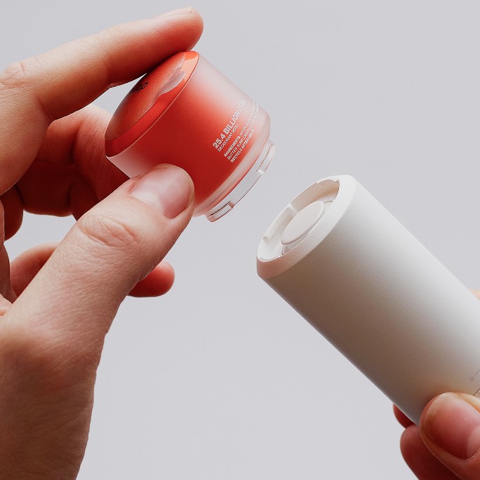 Swap スワップ 詰め替え ポッド アプリケーター 取り付け クローズアップ