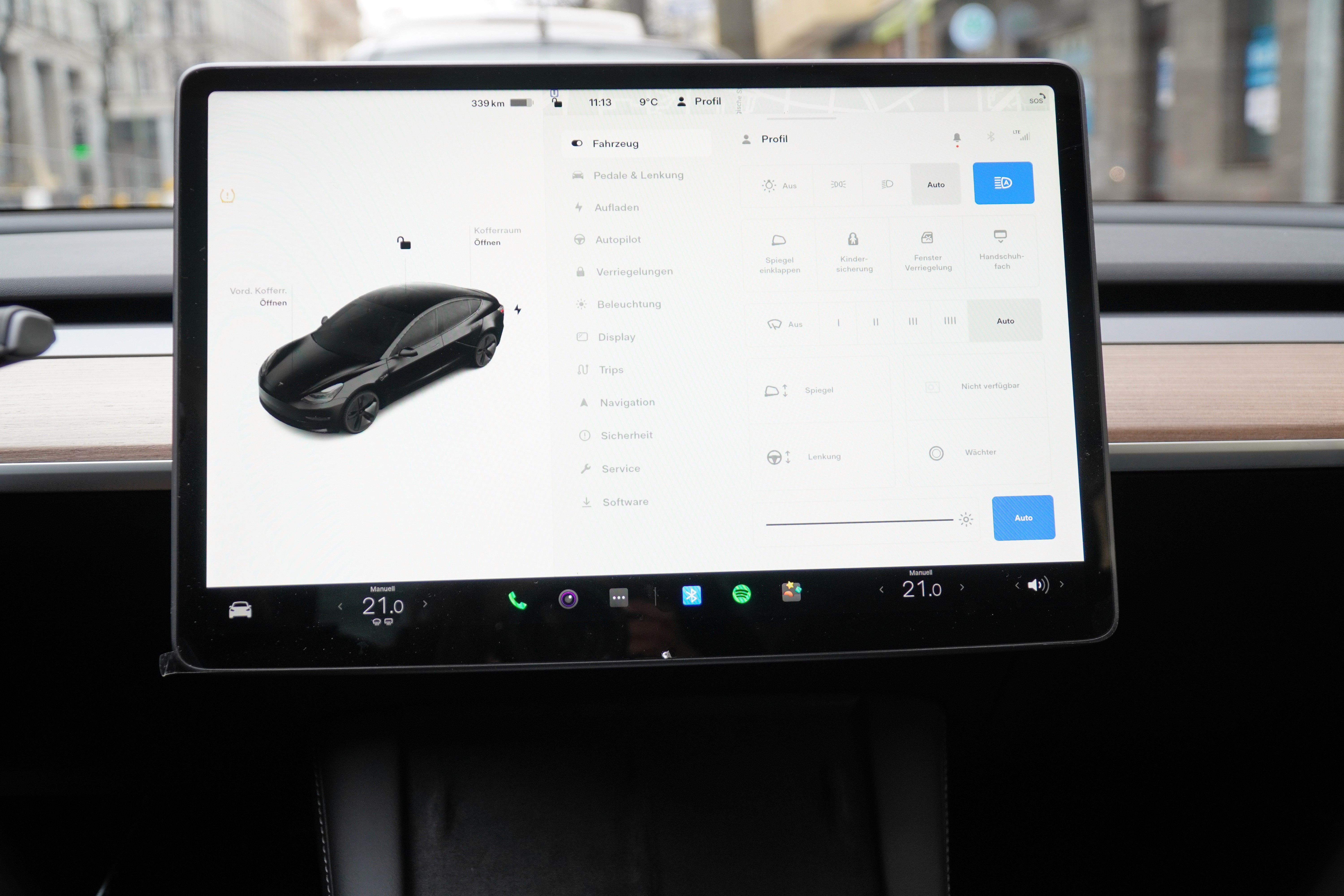 Tesla Model 3 écran tactile