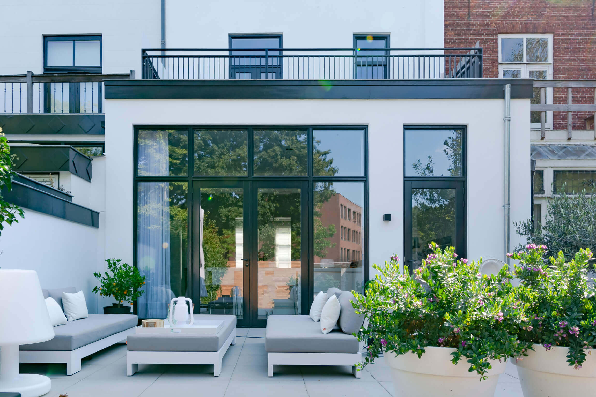 Stijlvolle strakke villa in onderhoudsarme materialen