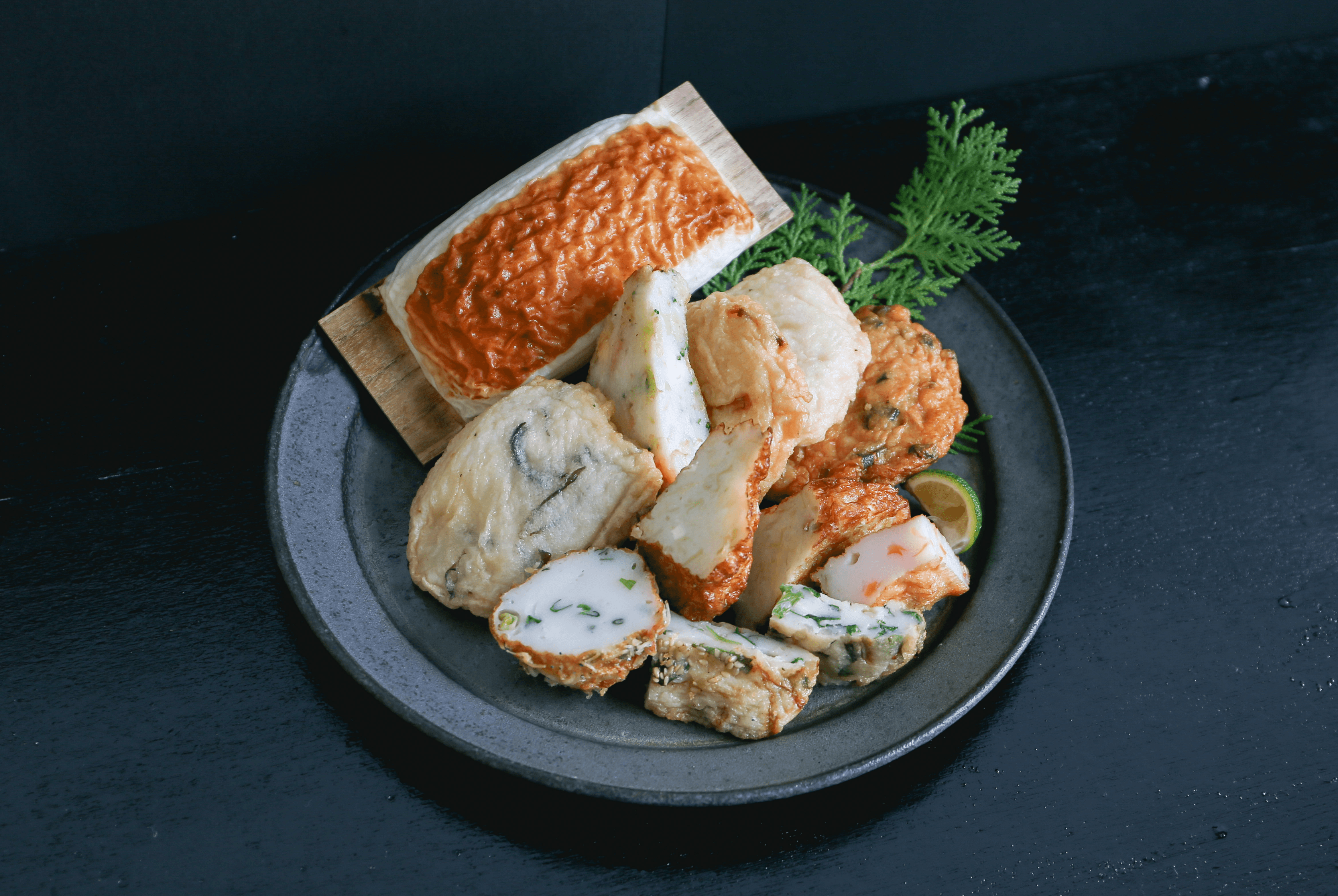 Grilled fish paste cakes