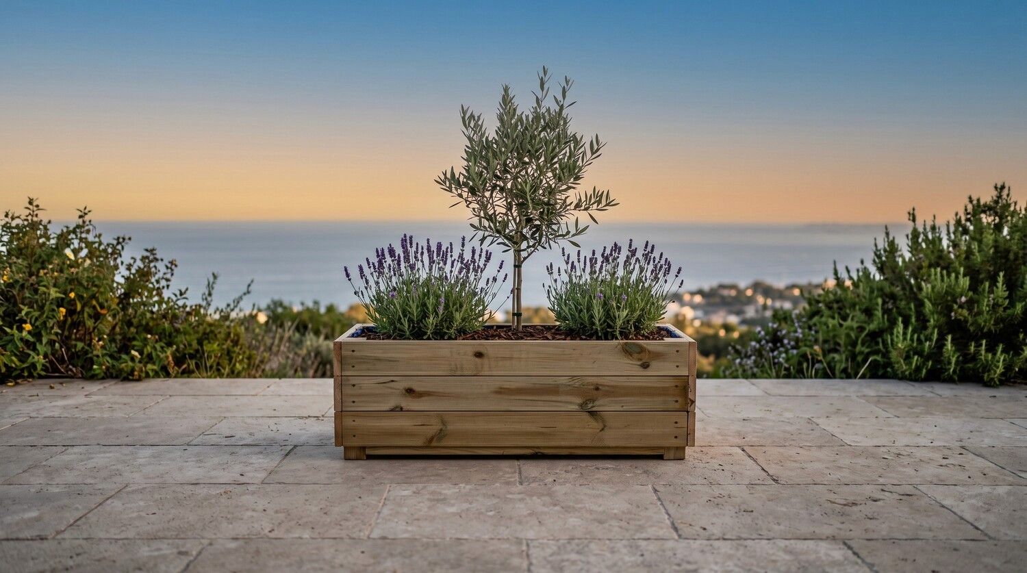 Jardinière Folia face à la mer en Provence