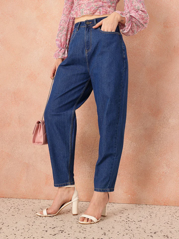 SASSAFRAS Red One Shoulder Top