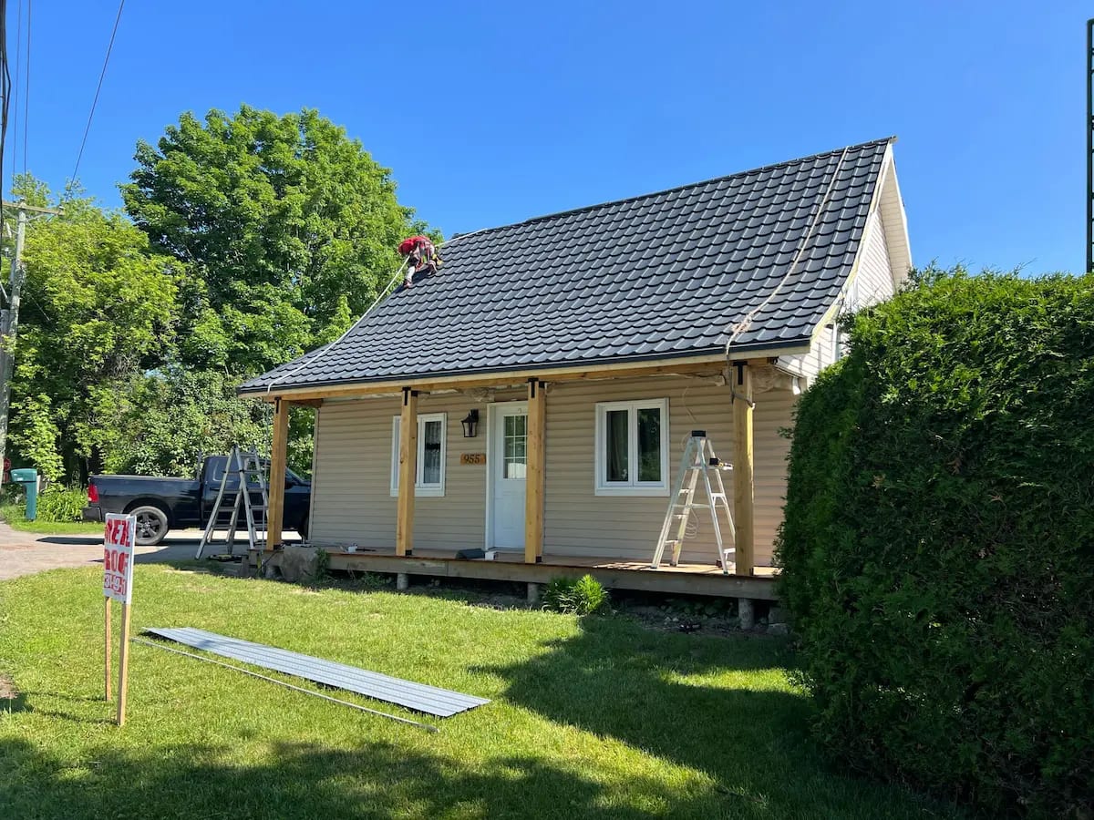 Metal roofing Mascouche - Quebec climate resistance