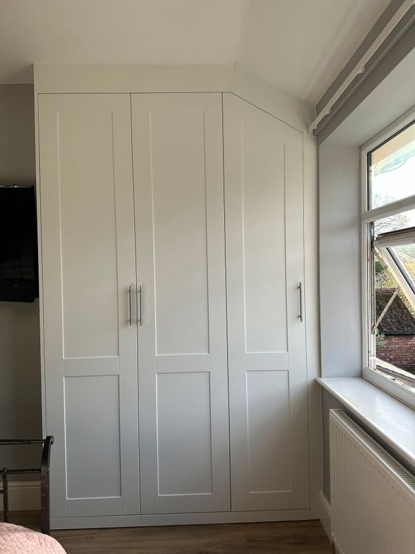 white wardrobe