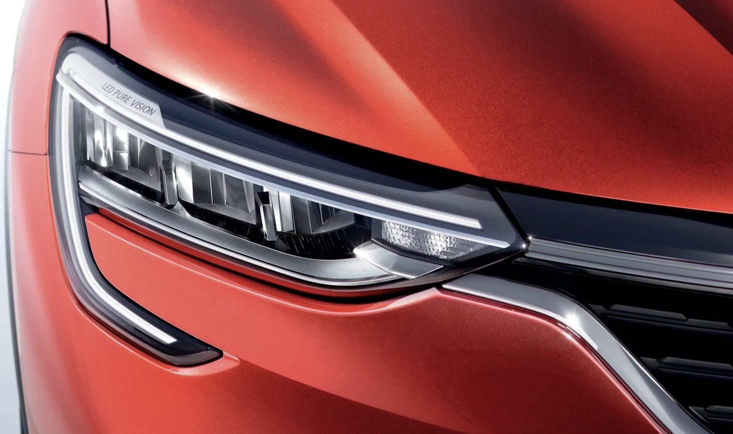 arkana detail headlight design