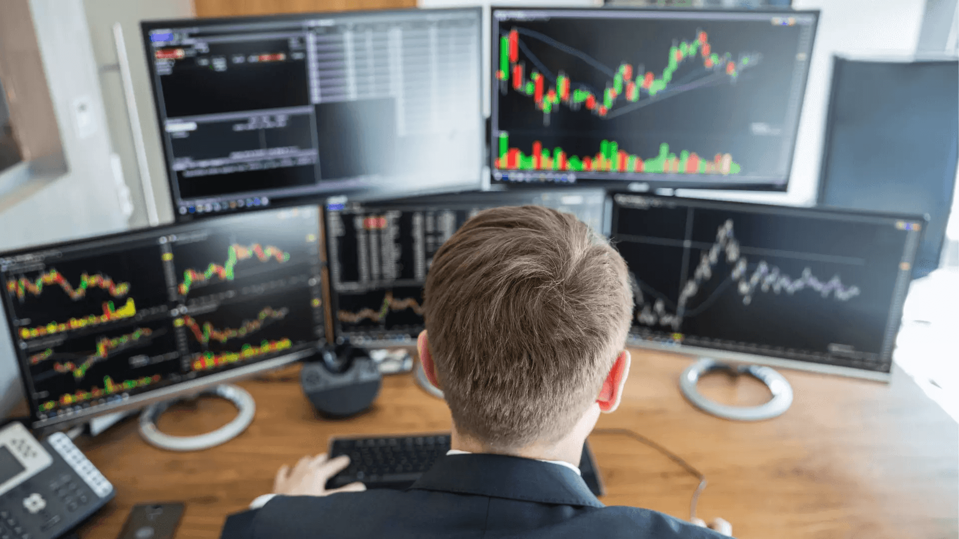 man trading - What Is Wash Trading in Crypto 