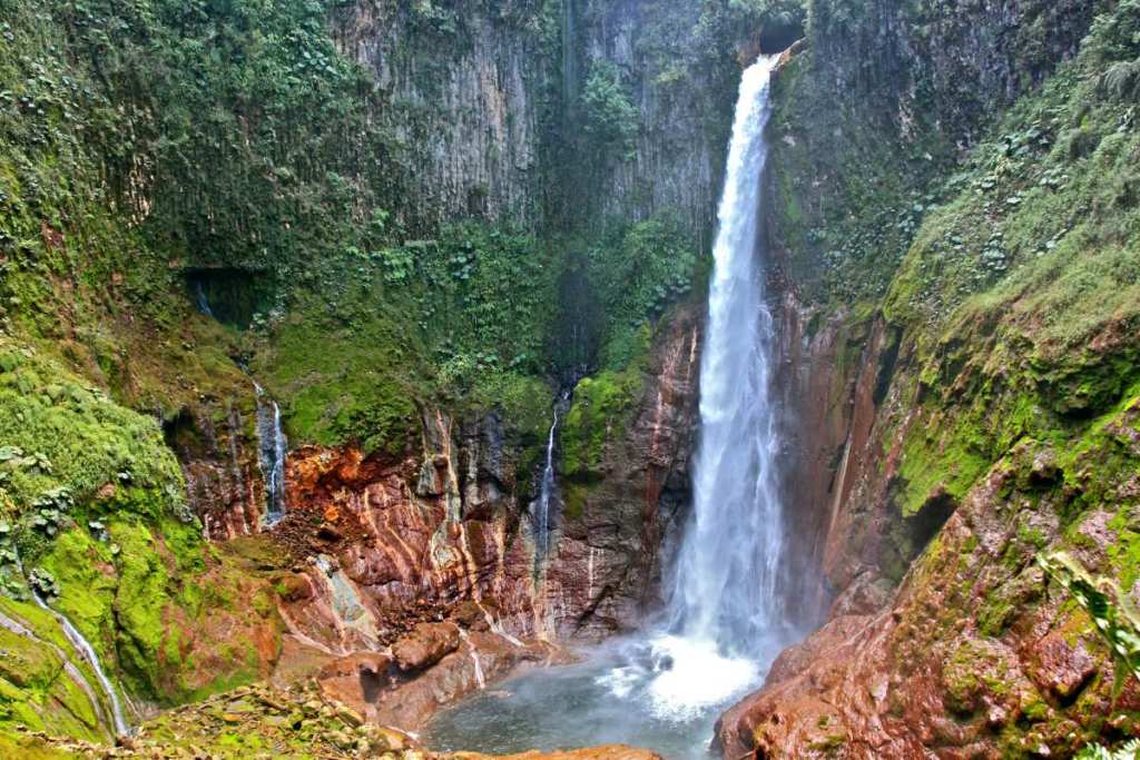Catarata del Toro Waterfall, Costa Rica