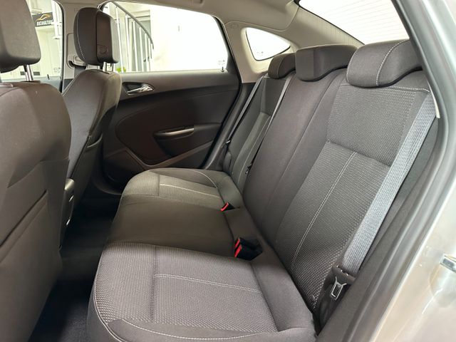 OPEL Astra 2013 SILVER Gebrauchtwagen - Galeriebild 21