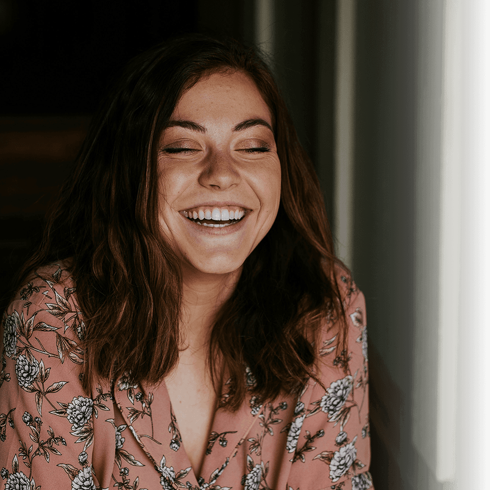 yağ enjeksiyonları ile tedavi edilmiş bir yüz