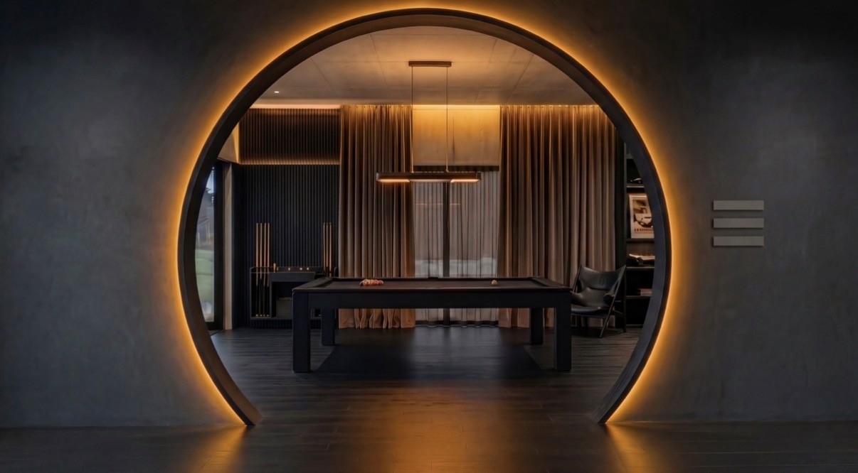 Eveso Lounge Featured archway moody lighting