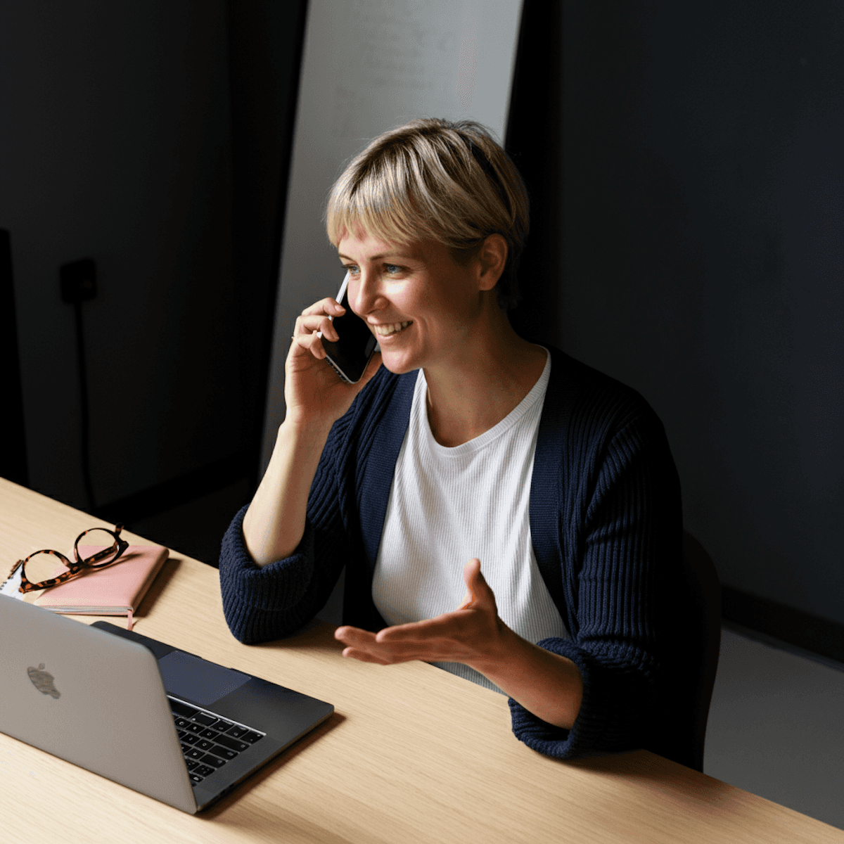 Women Call image 