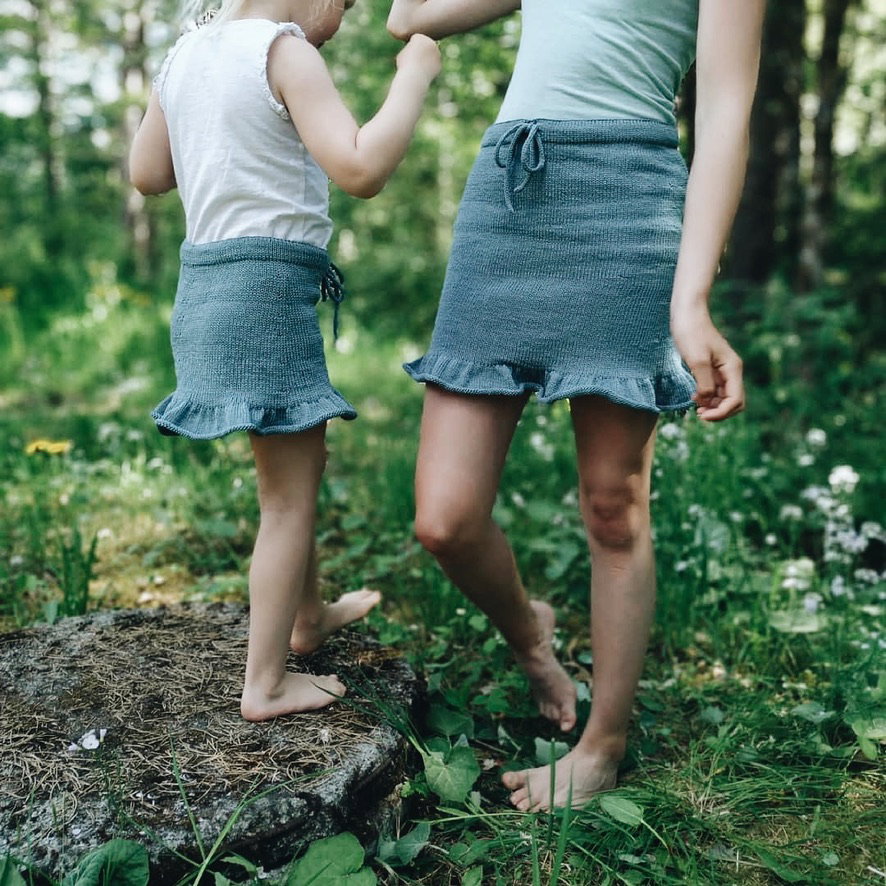 Butterfly skirt mini knitting pattern by lene_knit