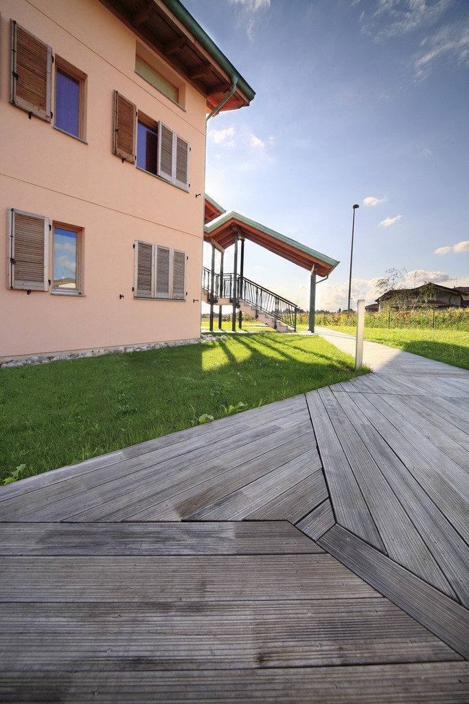 Casa-in-legno-decking-lecco (Casatenovo - LC) Galimberti-IMG_1057.jpg