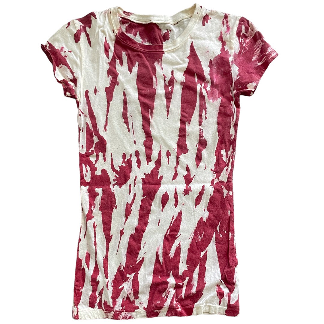photo of t-shirt