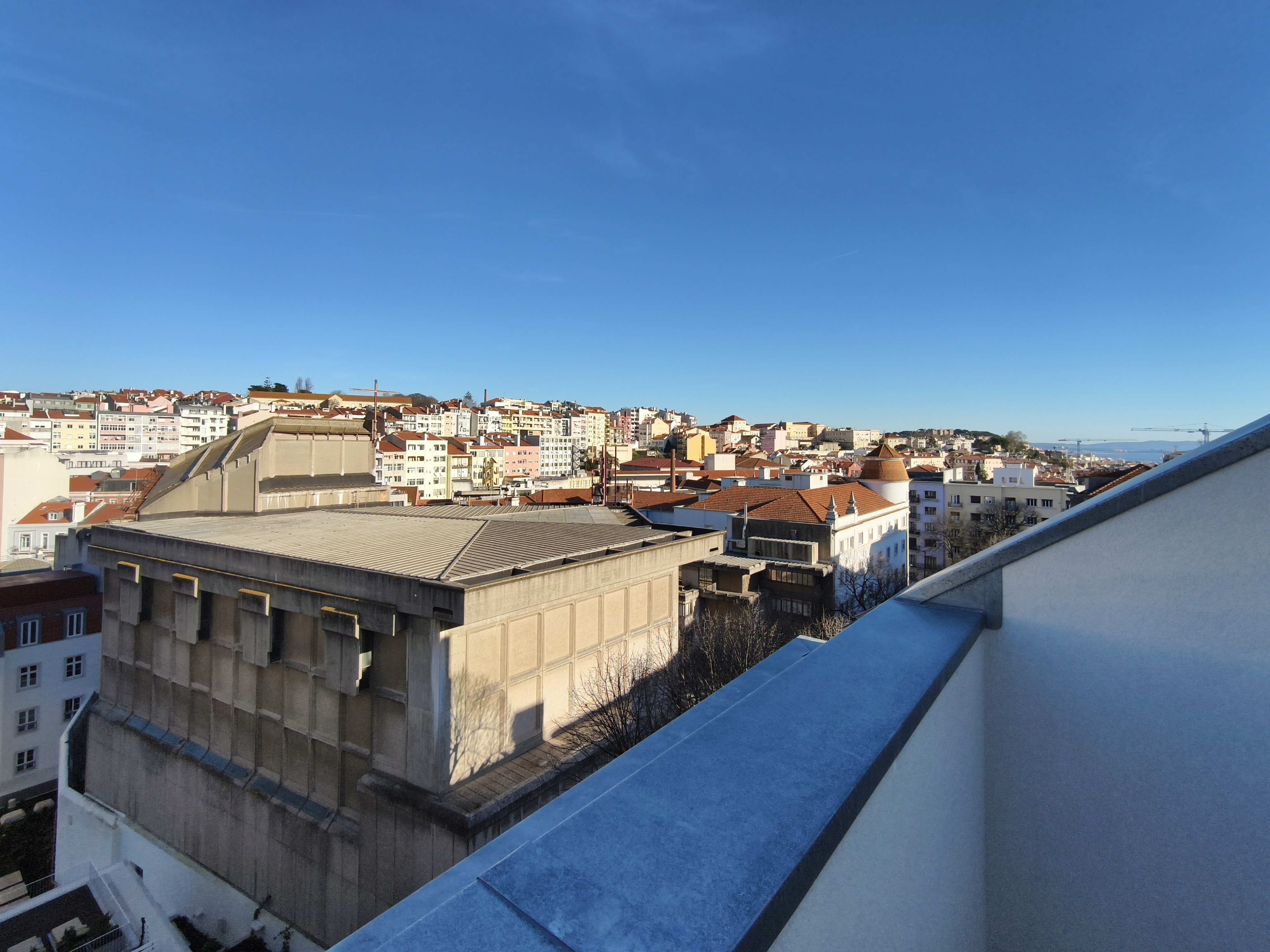 camillo 25 lisboa building