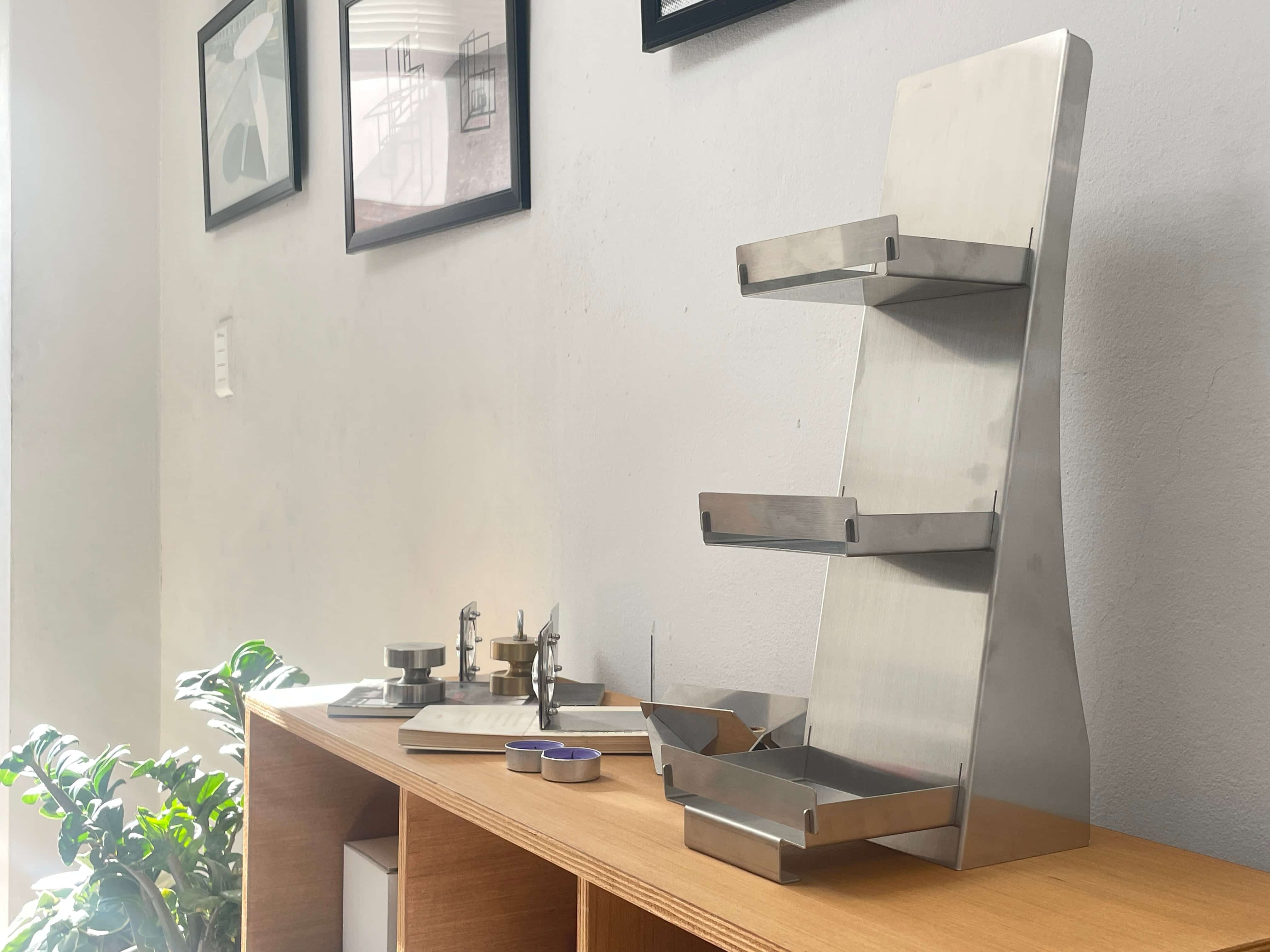 변형된 수묵 무대 프로젝션 설치 장면 02 – 현대 미디어아트, 스튜디오 언더스코어