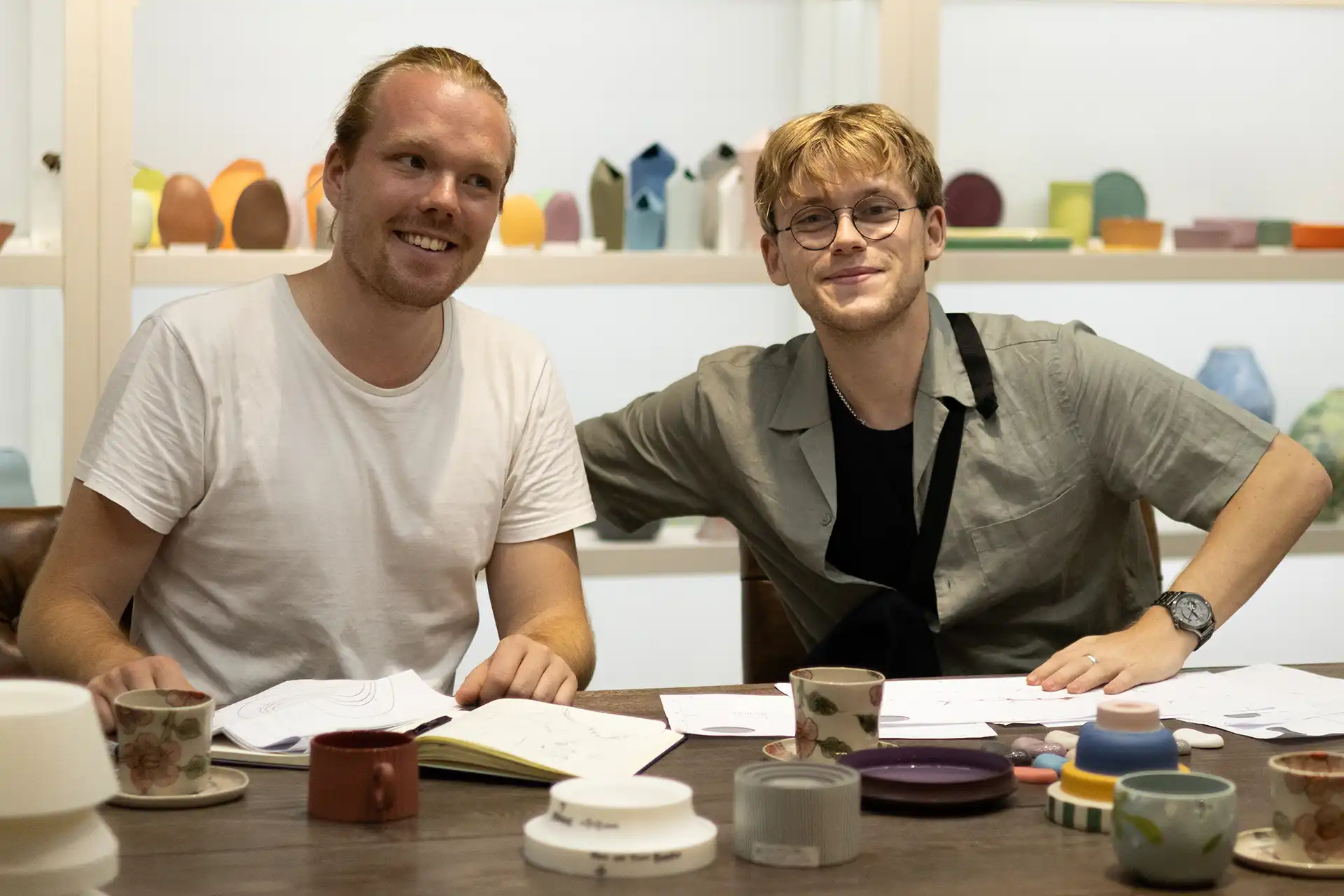 A portrait of Yannik and his classmate Erik