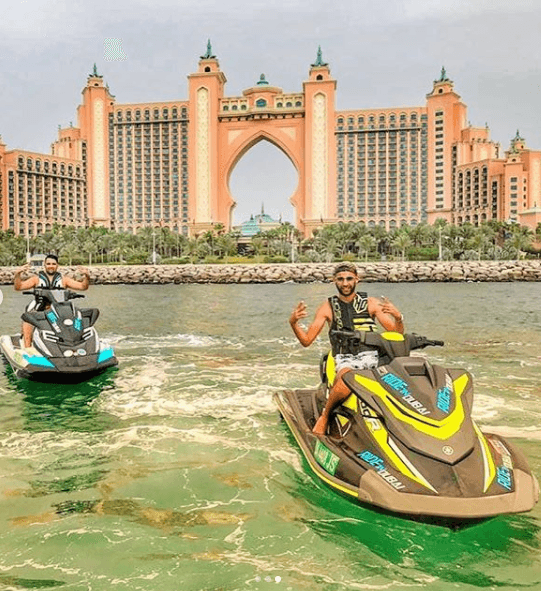 Enjoy Jet Skiing in Dubai With a Friend to Beat This Summer Heat