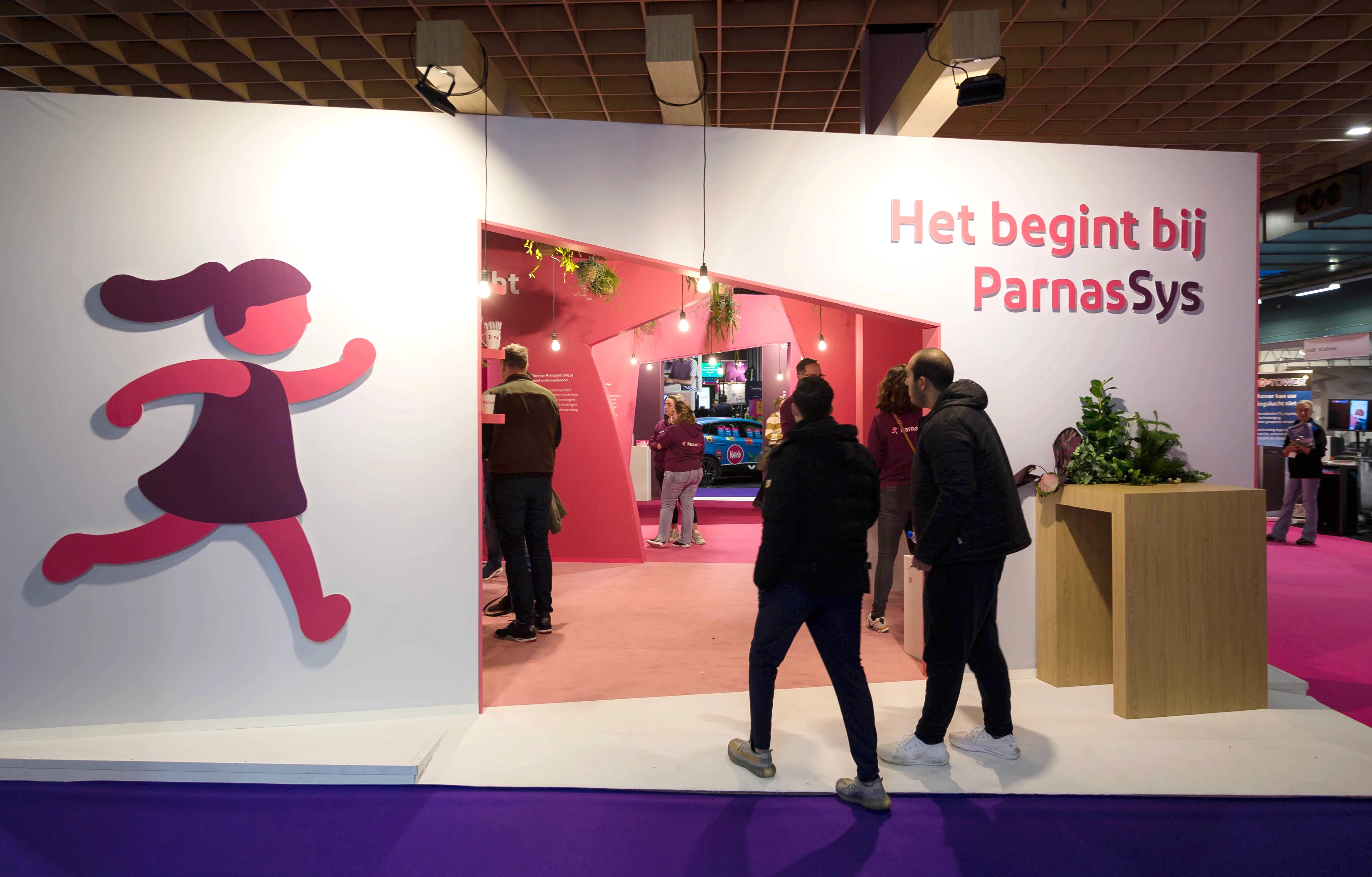 Grafisch ontwerp ParnasSys beursstand