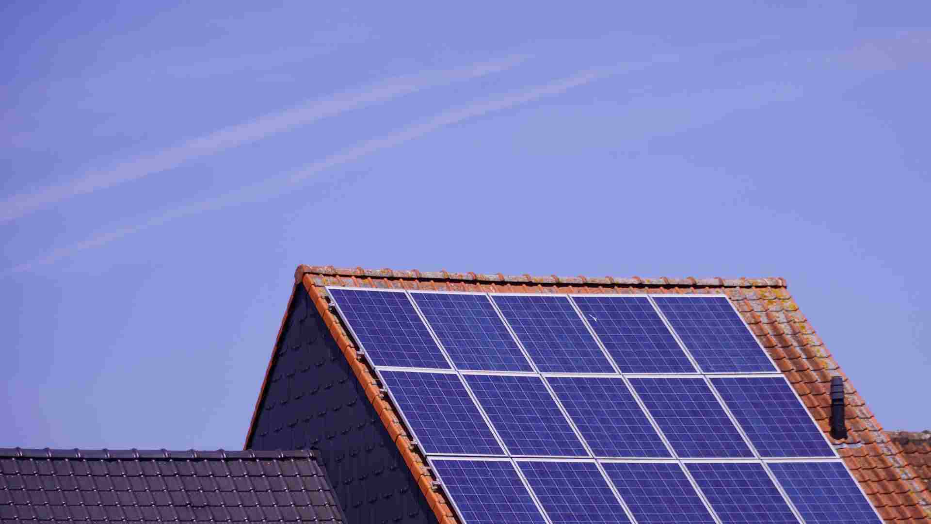 Paneles fotovoltaicos: La tecnología que convierte tu techo en una central eléctrica