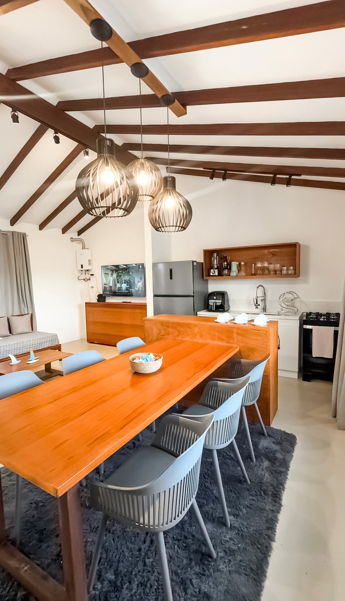 A spacious beachfront hotel suite with a cozy family-friendly vibe. 