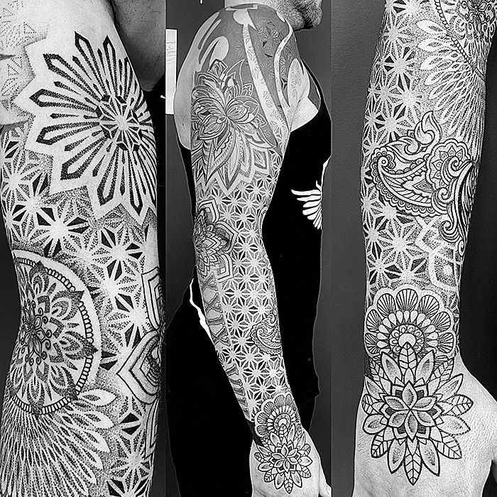 Bras Mandala - Ornemental & Mandala, Abstrait, Floral & Botanique par Alex Lalex à Grinoir Tattoo