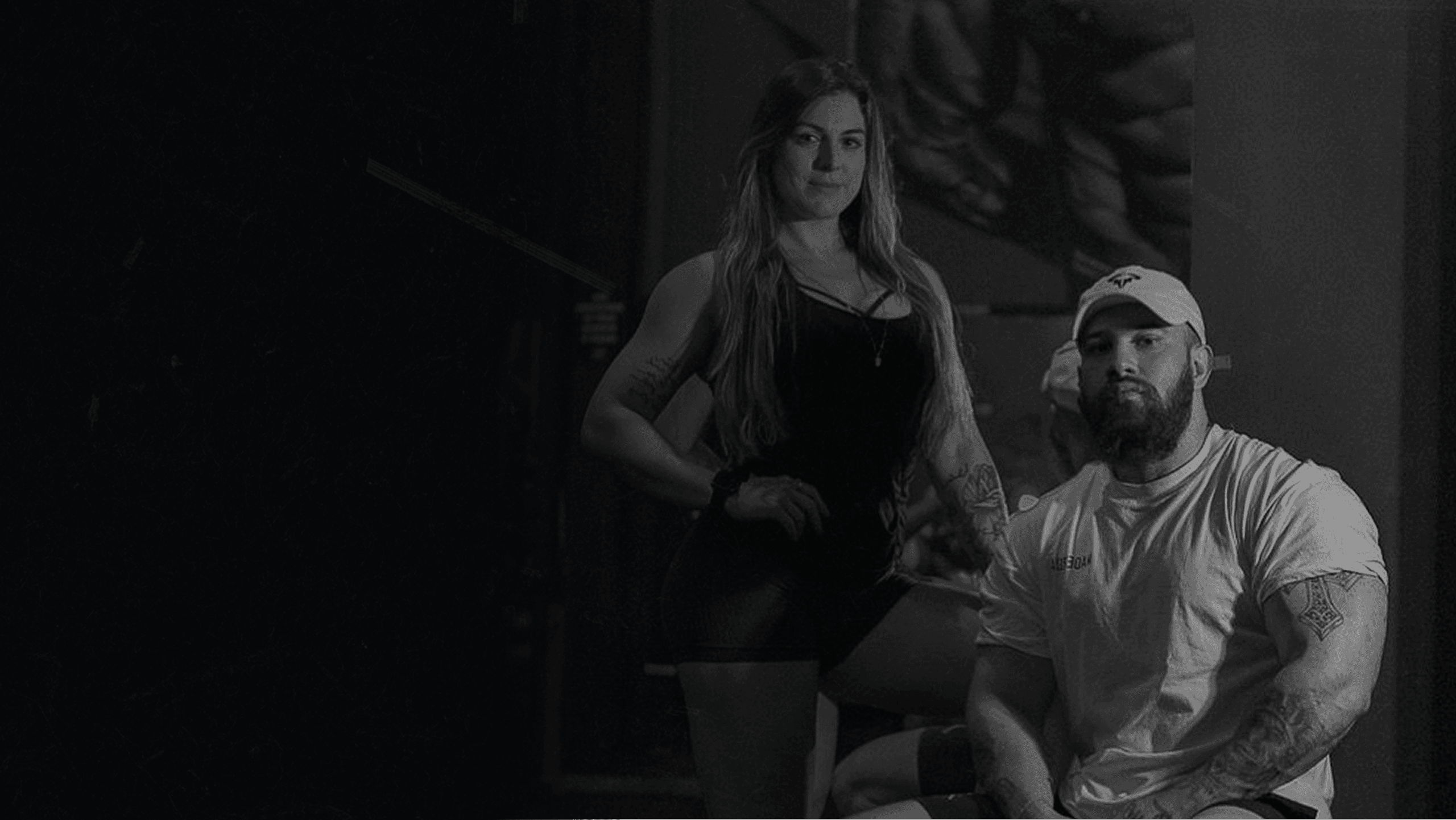 Foto do Mathaus e Victoria na academia