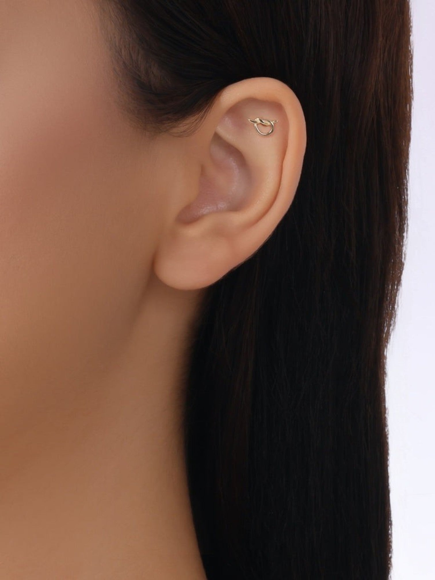 Assos Pırlanta 14 Ayar Altın Düğüm Tasarım Tragus Piercing Küpe