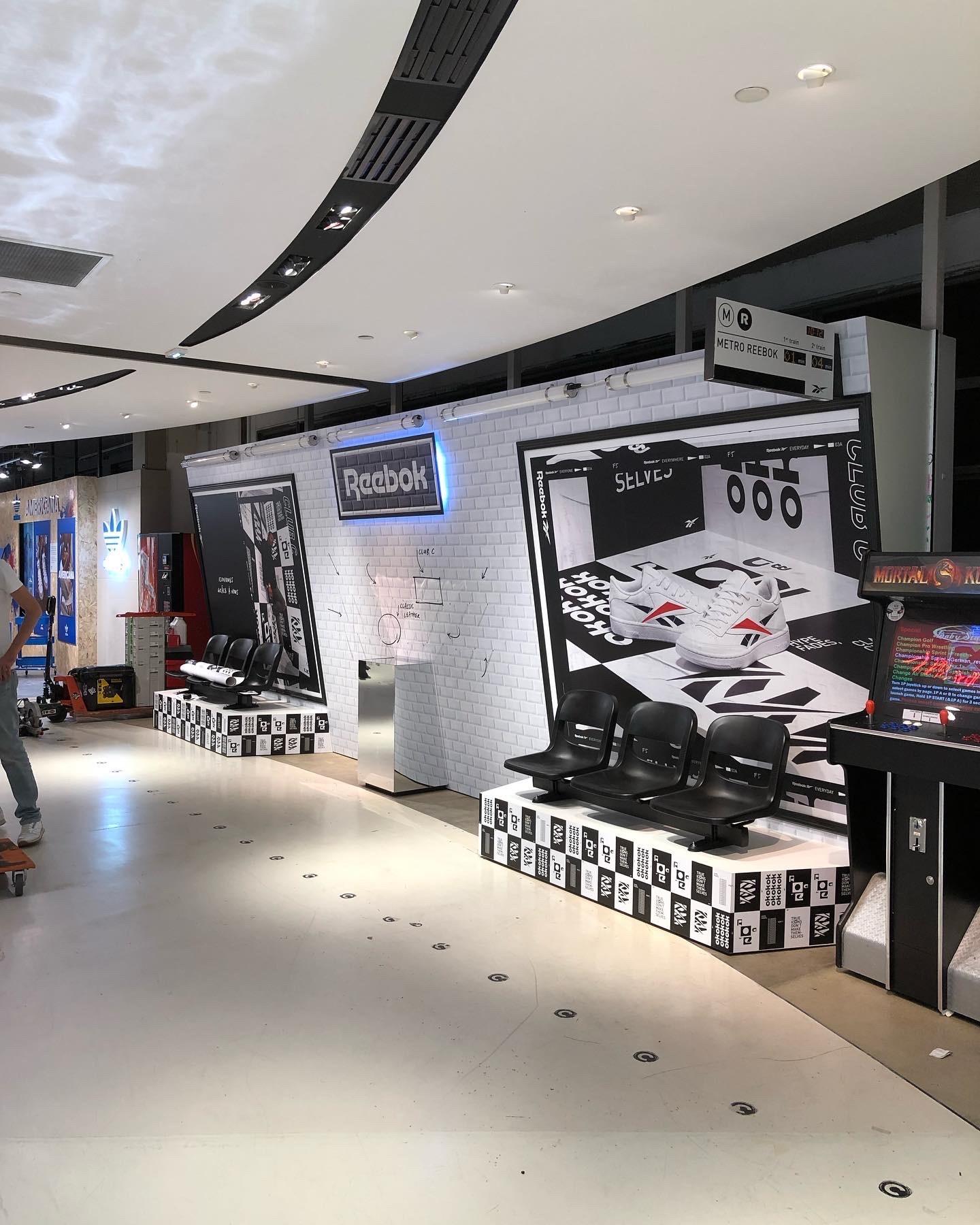 Stand sur mesure Reebok - Corner Retail Grand Magasin Citadium