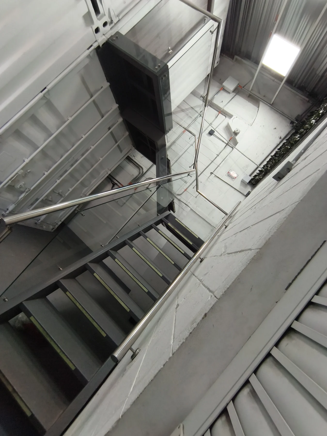 Escalera terminada Trafigura Metals