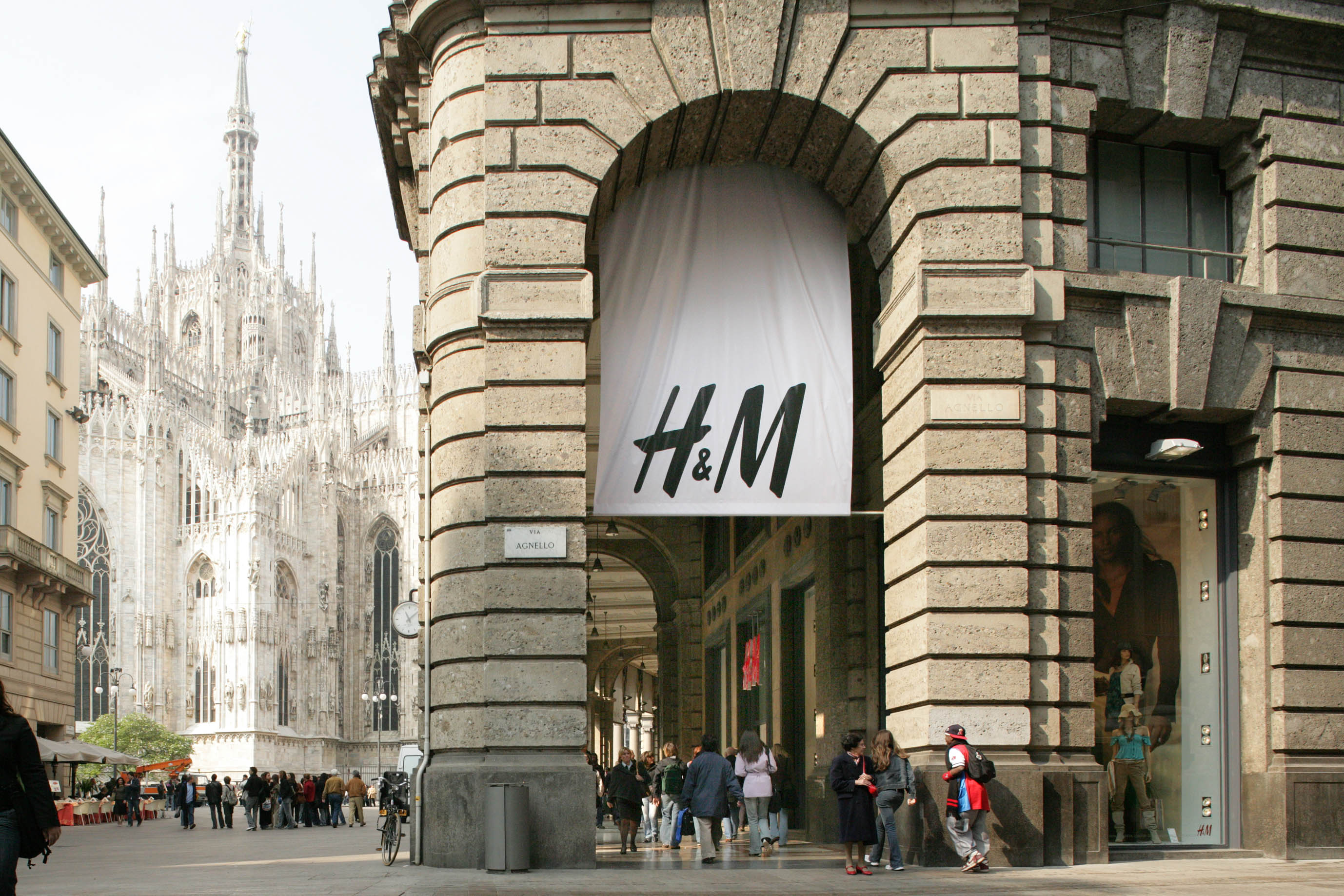 H&M Flagship store in Milan, exterior view