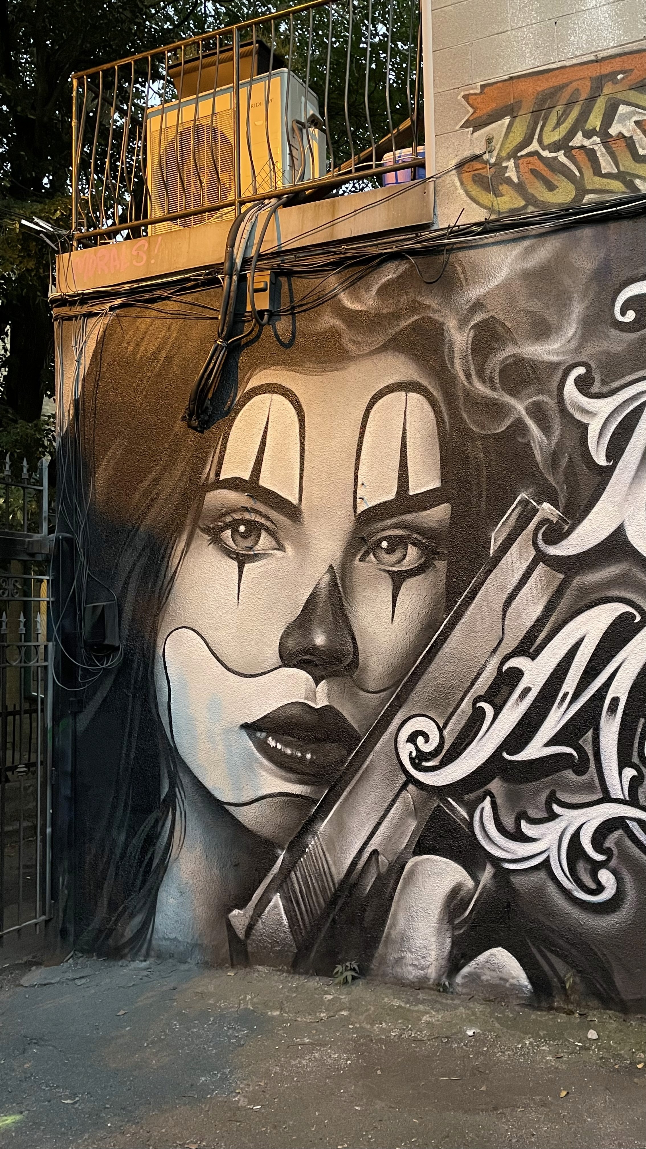 Mural pintado para Toronto Collective, en Toronto