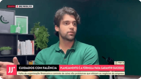 Imagem da reportagem com LTQ Educação