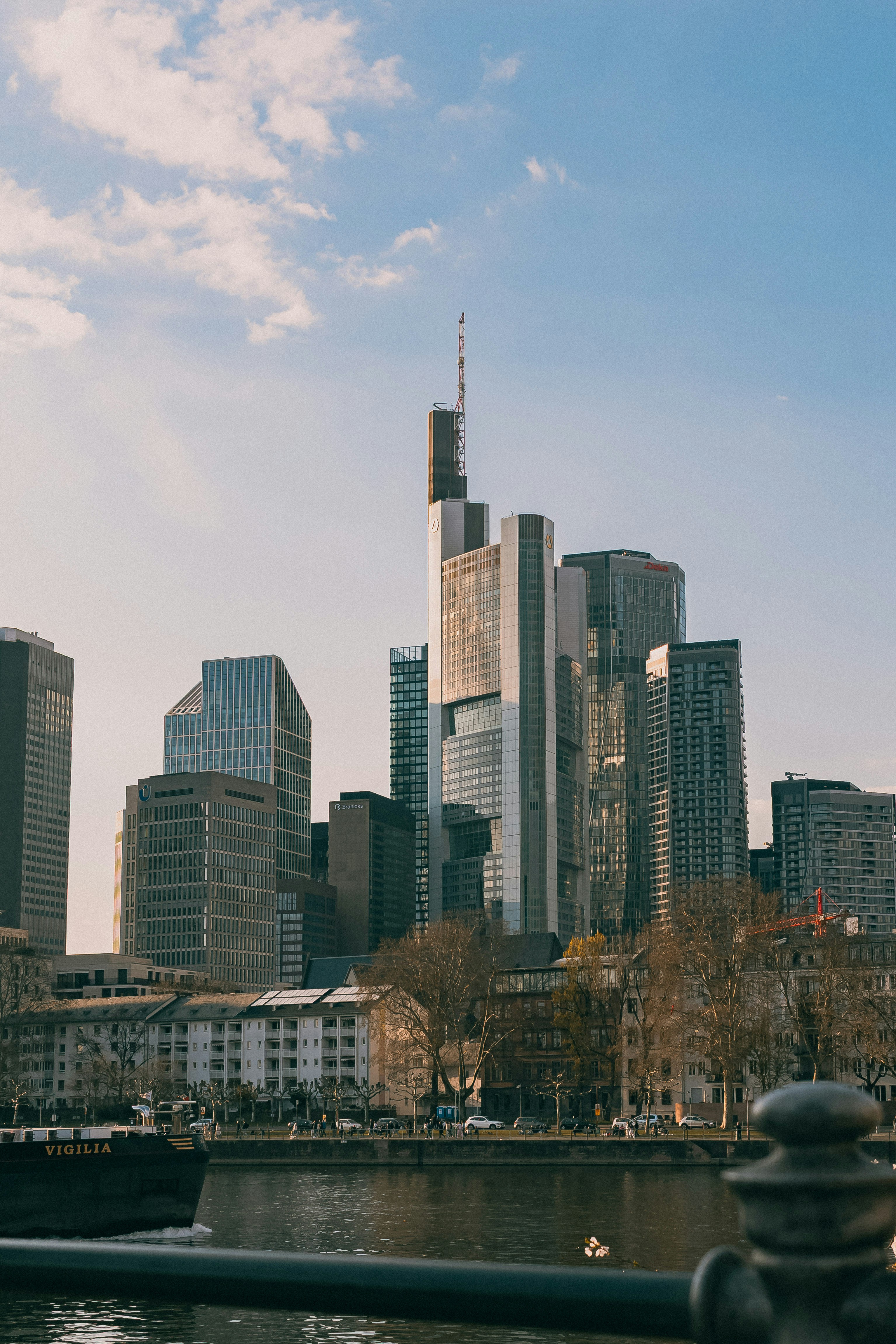 Frankfurt Skyline - Hausverwaltung reltix