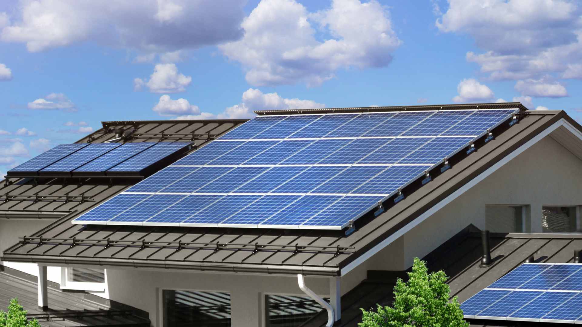 ¿Cuántos paneles solares necesito para la casa? Guía de cálculo para hogares