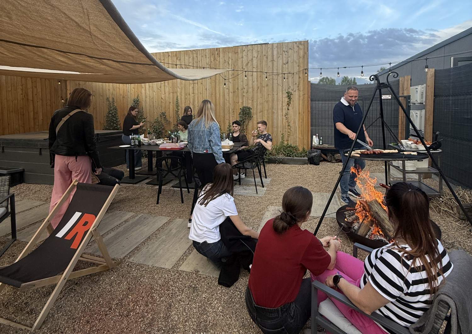 aktywny relaks IronResorts – wspólny chillout i ognisko pod Poznaniem