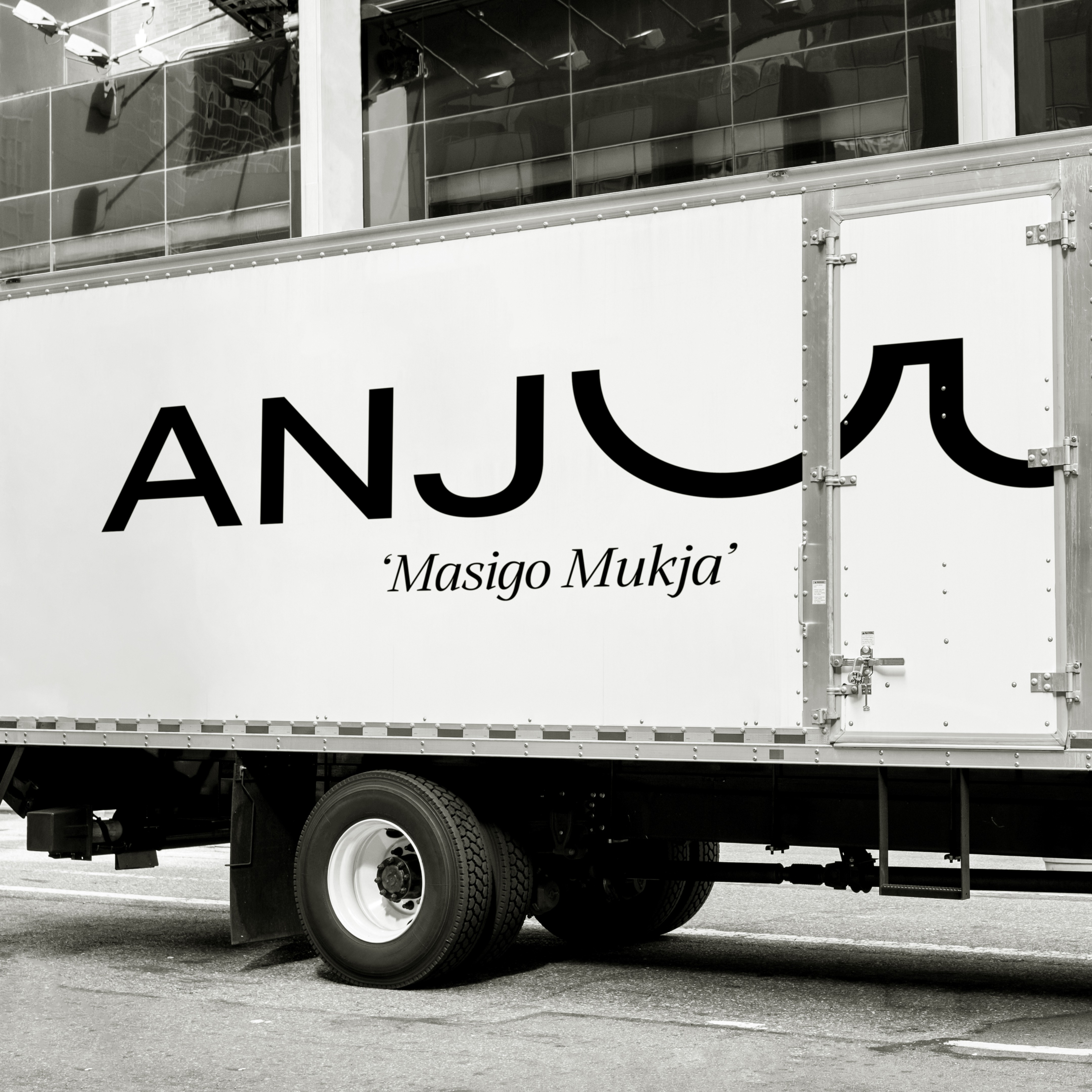 Project Gallery Image for 50% width of the screen #2