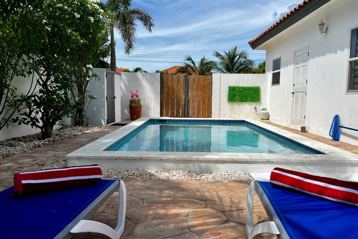 Cozy house with Pool