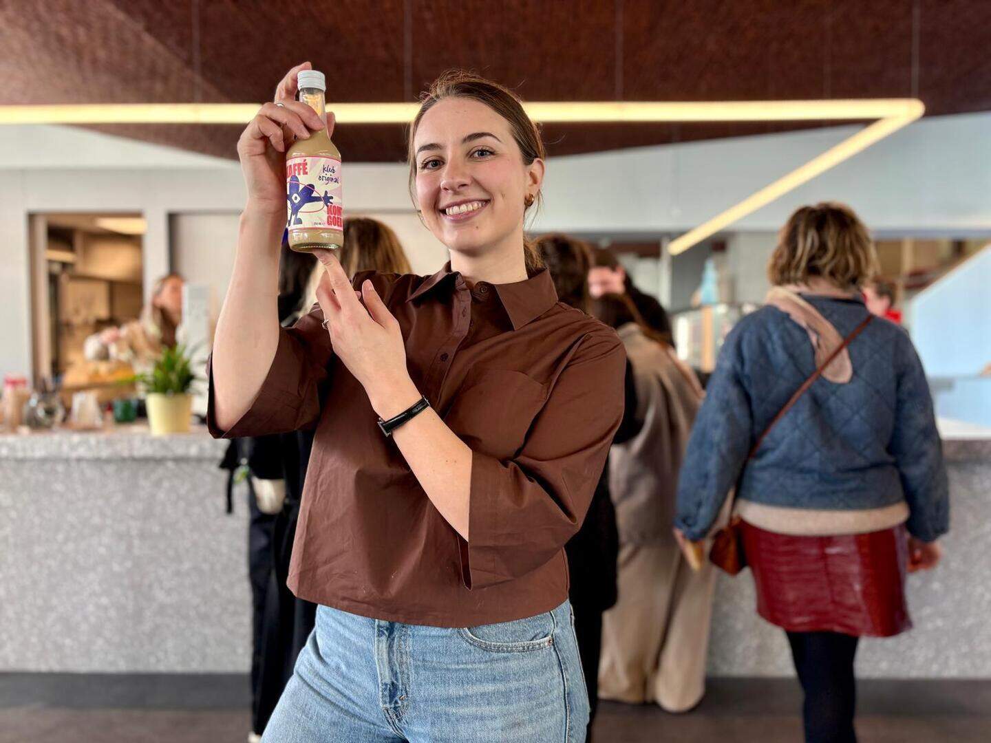Laurie Van Hauter Klub Kantien opent