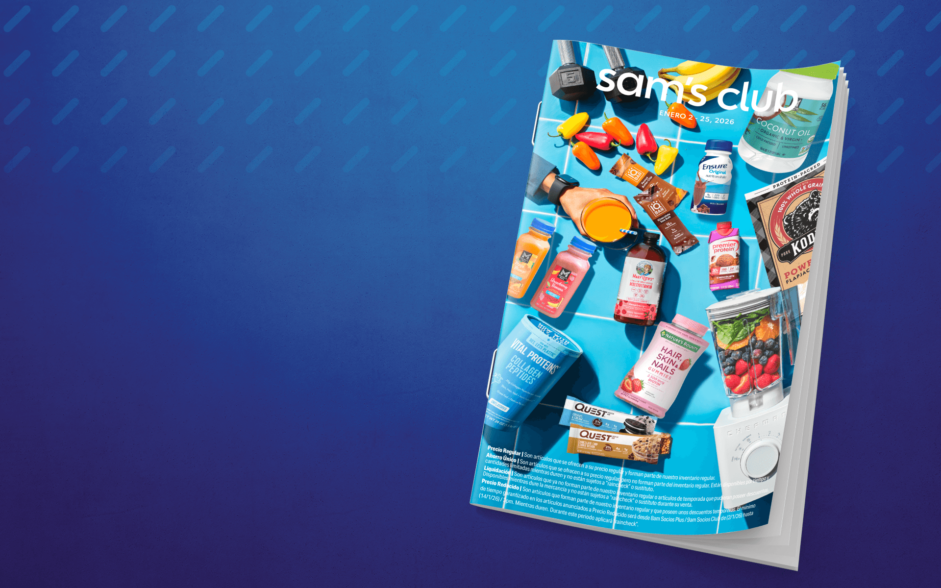 Imagen de una mujer que entrega una orden de compra a una de nuestras empleadas de Farmacia en Sam's Club